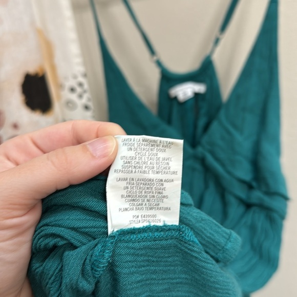 Women’s O’Neill Saltwater Solids Avery Cover-Up Teal Dress. Size XS - Picture 11 of 13
